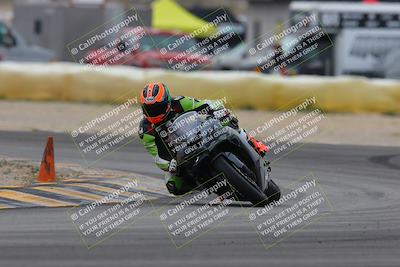 media/Jan-15-2023-SoCal Trackdays (Sun) [[c1237a034a]]/Turn 2 Set 1 (1145am)/